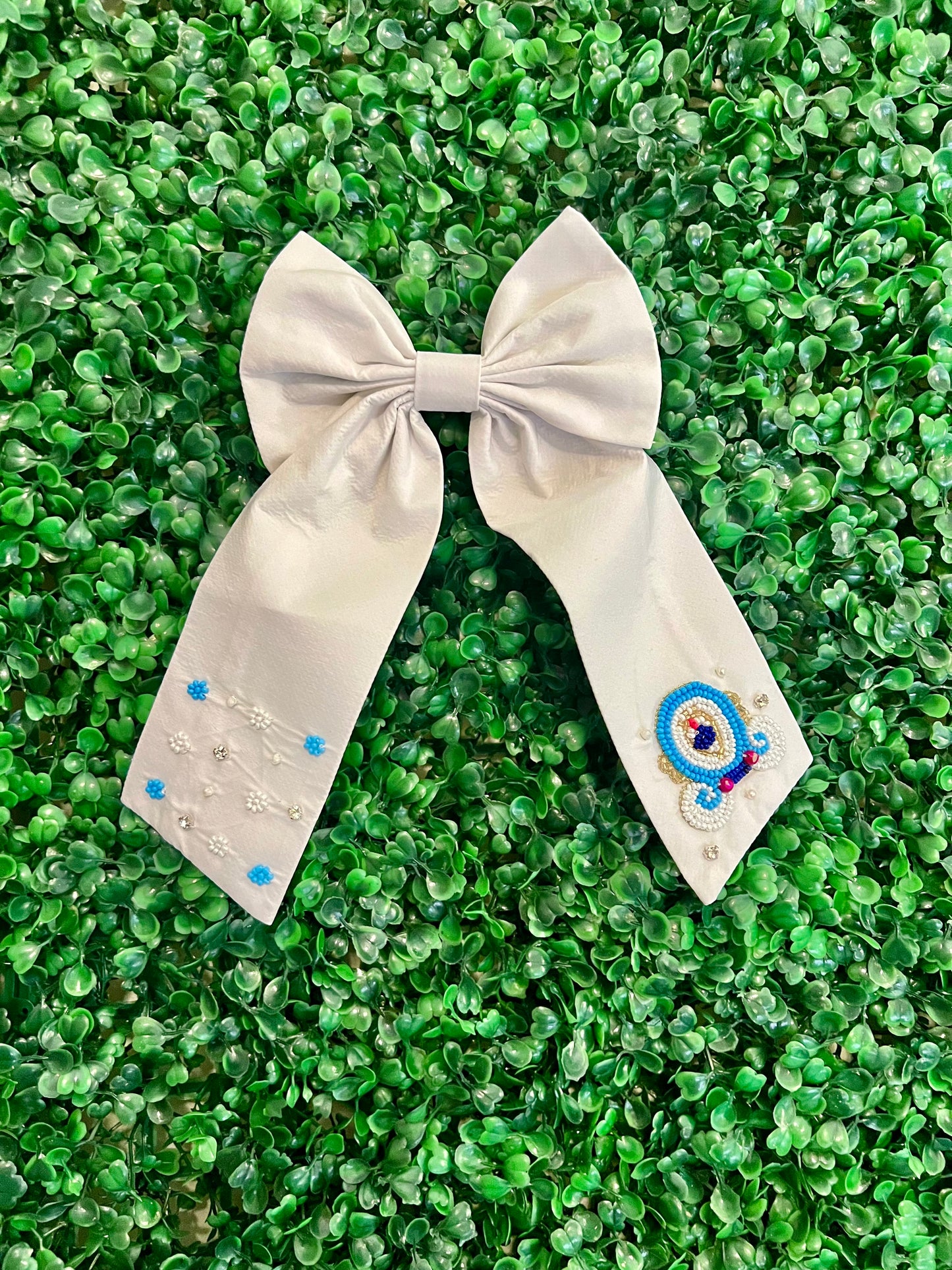 Girls White Beaded Cinderella Bow